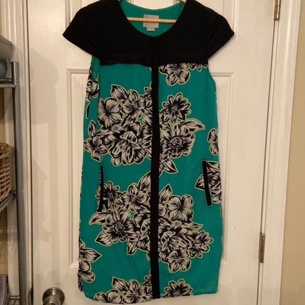 Maeve Anthropologie Silk‎ Ayame Green Floral dress Size 2